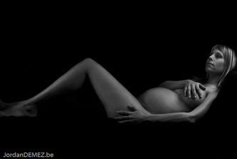 Jordan DEMEZ photo de grossesse nue